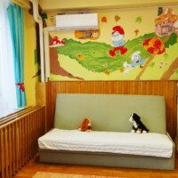 Kölcsey utca - pihenő Kölcsey utca - pihenő