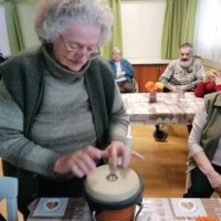 Rádi út - ismerkedés a bongóval Rádi út - ismerkedés a bongóval